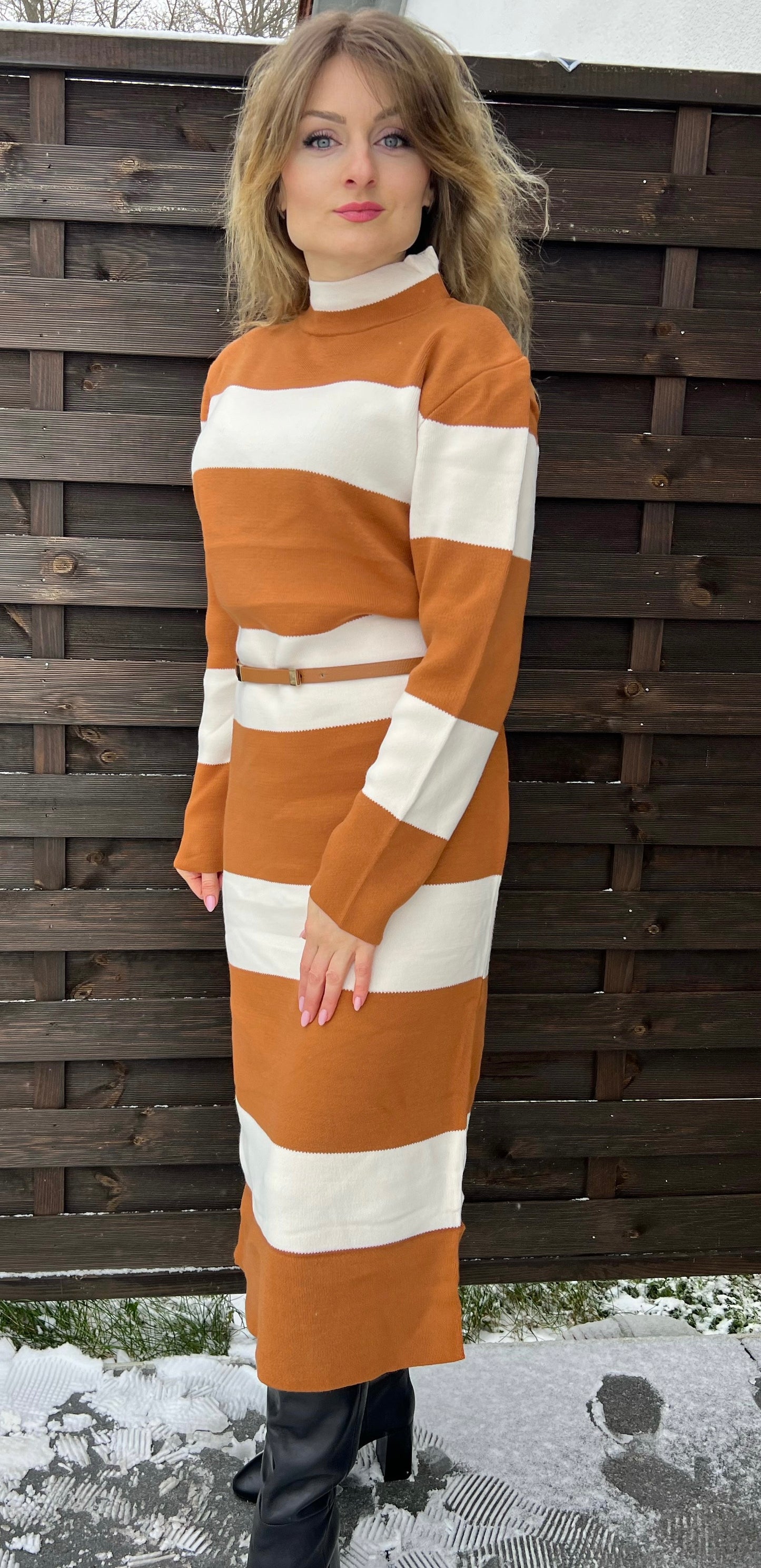 Warmes Strickkleid